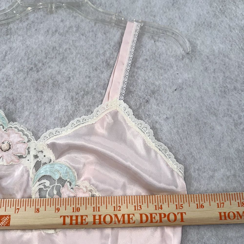 Vintage Barbizon Baby‎ Pink Slip Dress Nightie SMALL Lace Large Flowers Detailed - Picture 11 of 13